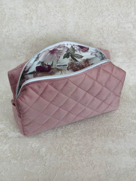 Косметичка для фена Dyson Supersonic , пильно рожева з квітковою підкладкою Dusty rose/Pink flowers 11136 фото