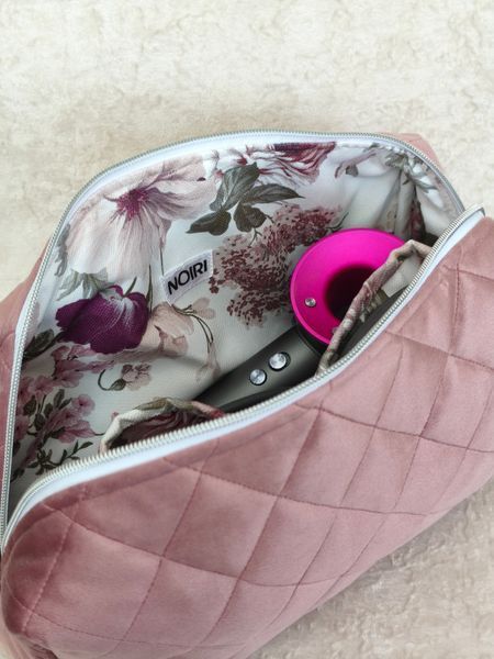Косметичка для фена Dyson Supersonic , пильно рожева з квітковою підкладкою Dusty rose/Pink flowers 11136 фото