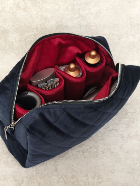Косметичка для стайлера Dyson , темно синя з ягідно червоною підкладкою Navy blue/ Red 07494 фото