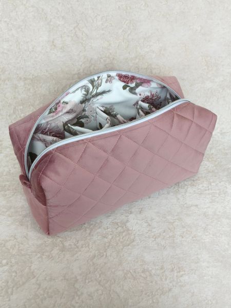 Косметичка для стайлера Dyson , пильно рожева з квітковою підкладкою Dusty rose/ pink flowers 09884 фото